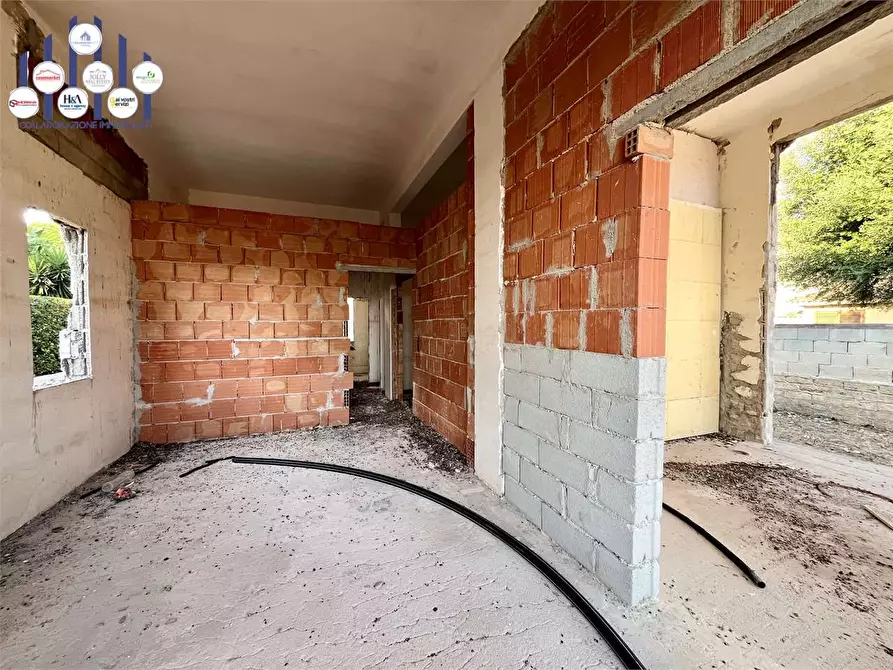 Immagine 4 di Villa in vendita  in via panarea a Siracusa