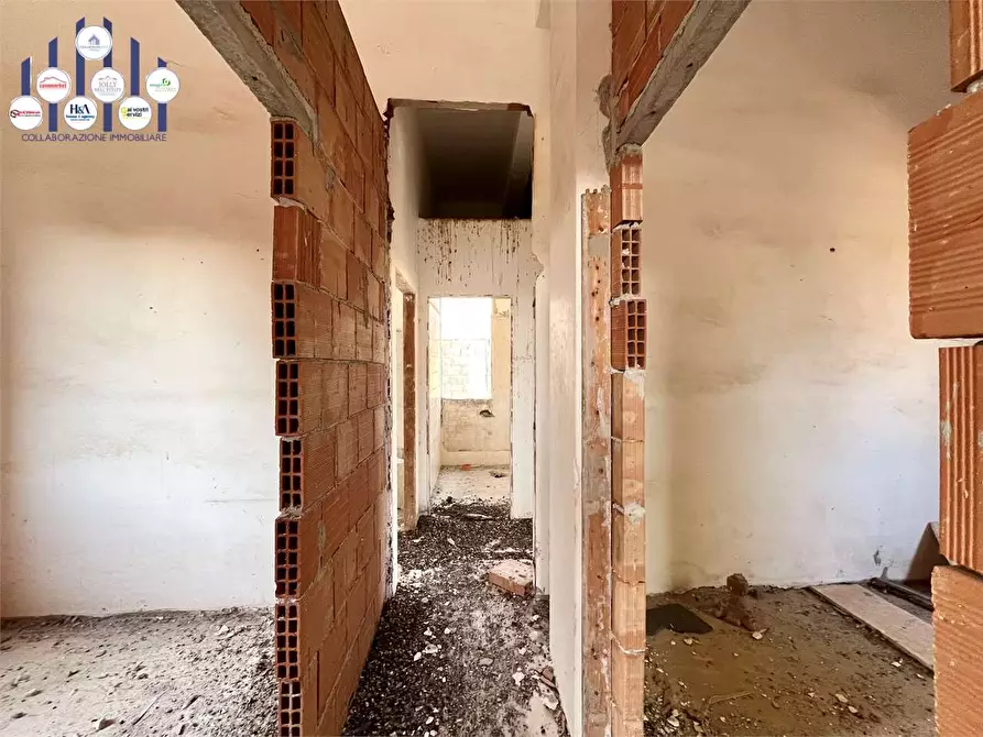 Immagine 9 di Villa in vendita  in via panarea a Siracusa