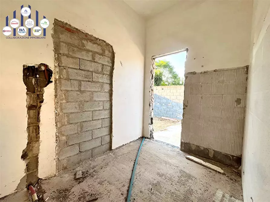 Immagine 13 di Villa in vendita  in via panarea a Siracusa