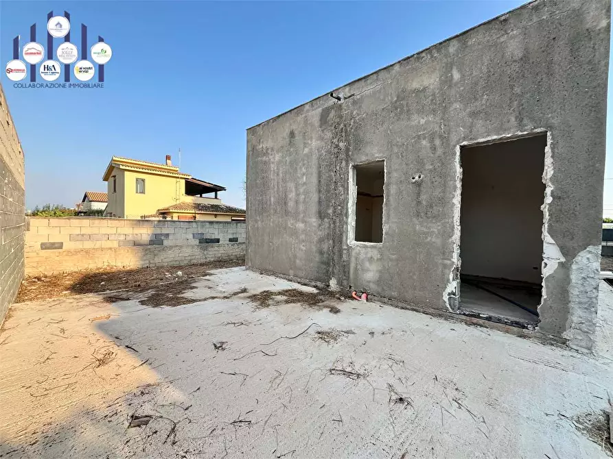 Immagine 18 di Villa in vendita  in via panarea a Siracusa
