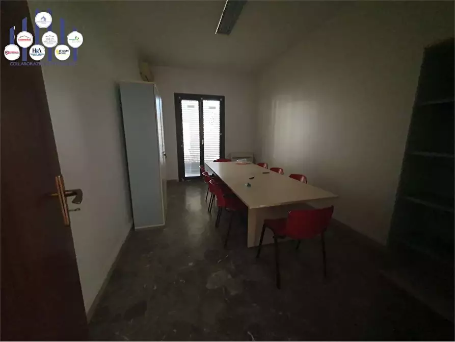 Immagine 4 di Ufficio in affitto  in Viale Tisia  a Siracusa