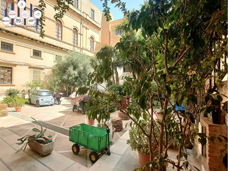 Immagine 3 di Appartamento in vendita  a Siracusa