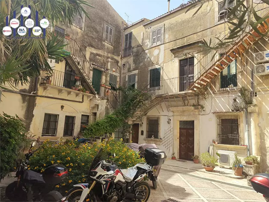 Immagine 5 di Appartamento in vendita  a Siracusa