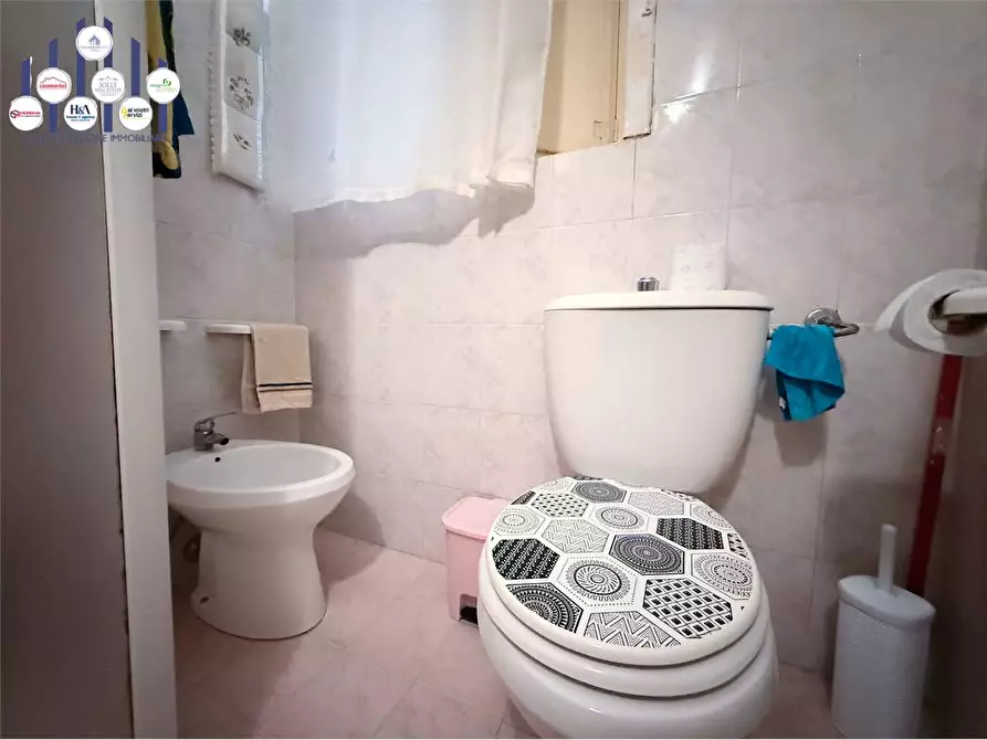 Immagine 19 di Appartamento in vendita  in Via Re Ierone II a Siracusa