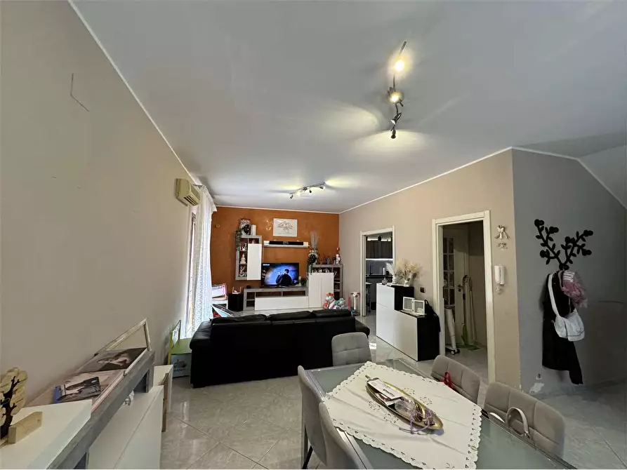 Immagine 6 di Villetta a schiera in vendita  in Via butera a Siracusa