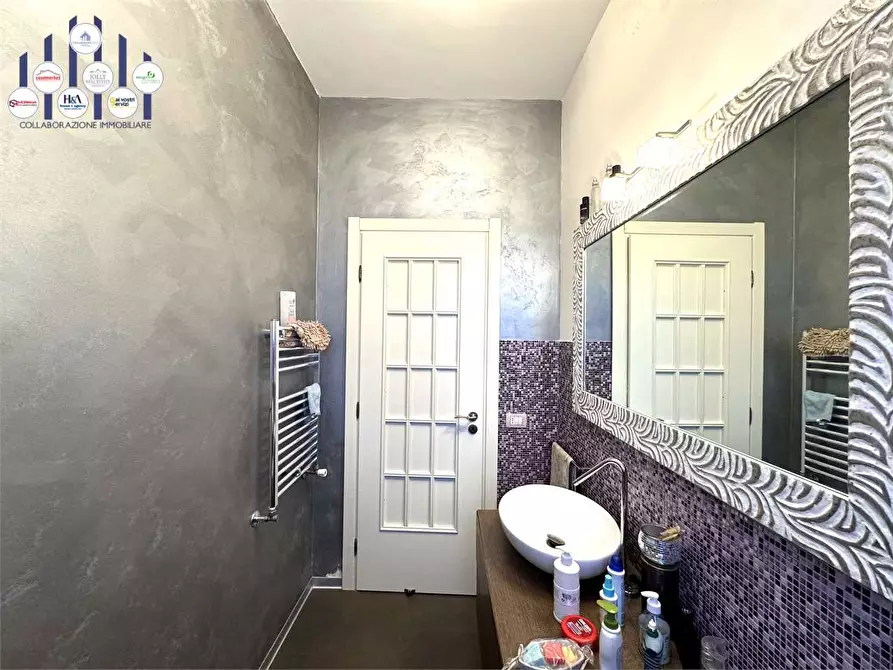 Immagine 13 di Villetta a schiera in vendita  in Via butera a Siracusa