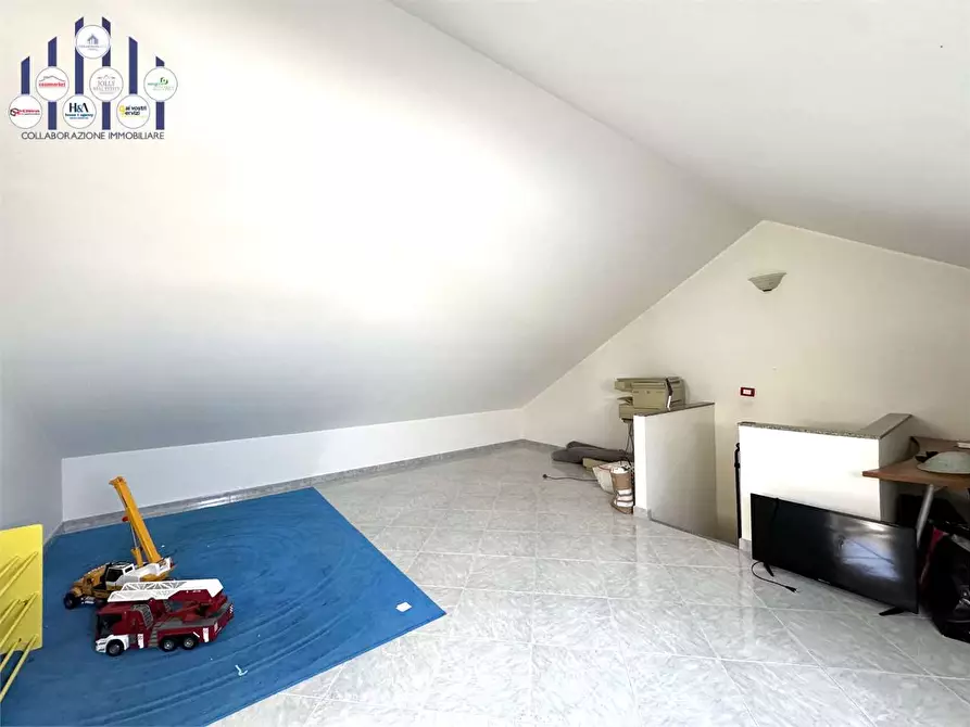 Immagine 28 di Villetta a schiera in vendita  in Via butera a Siracusa