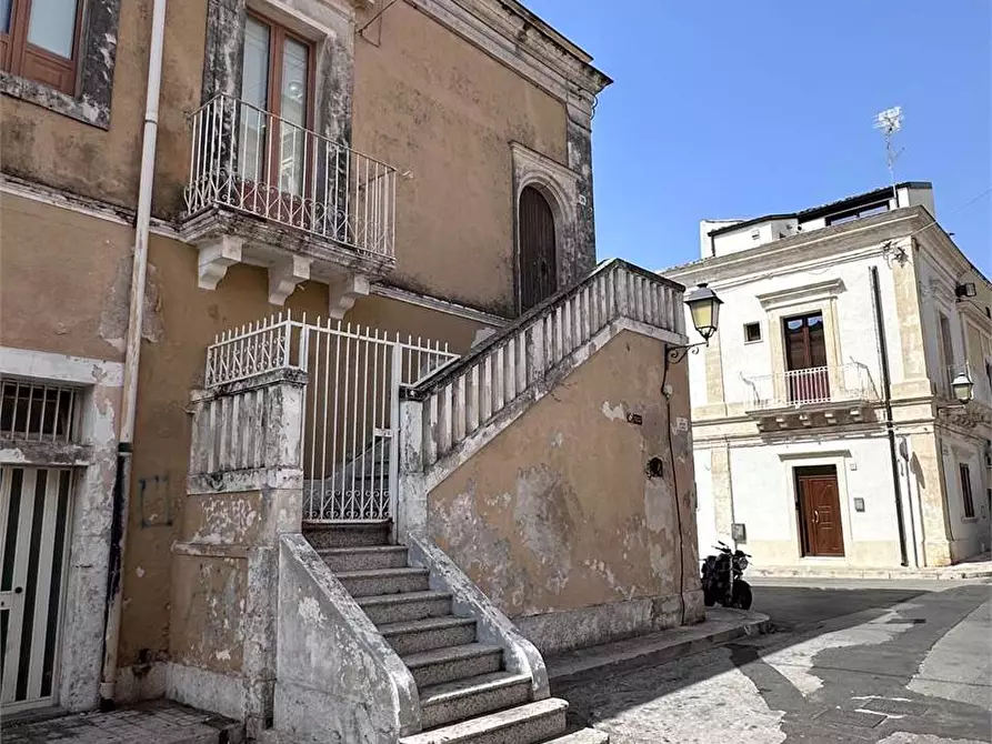 Immagine 35 di Appartamento in vendita  a Canicattini Bagni