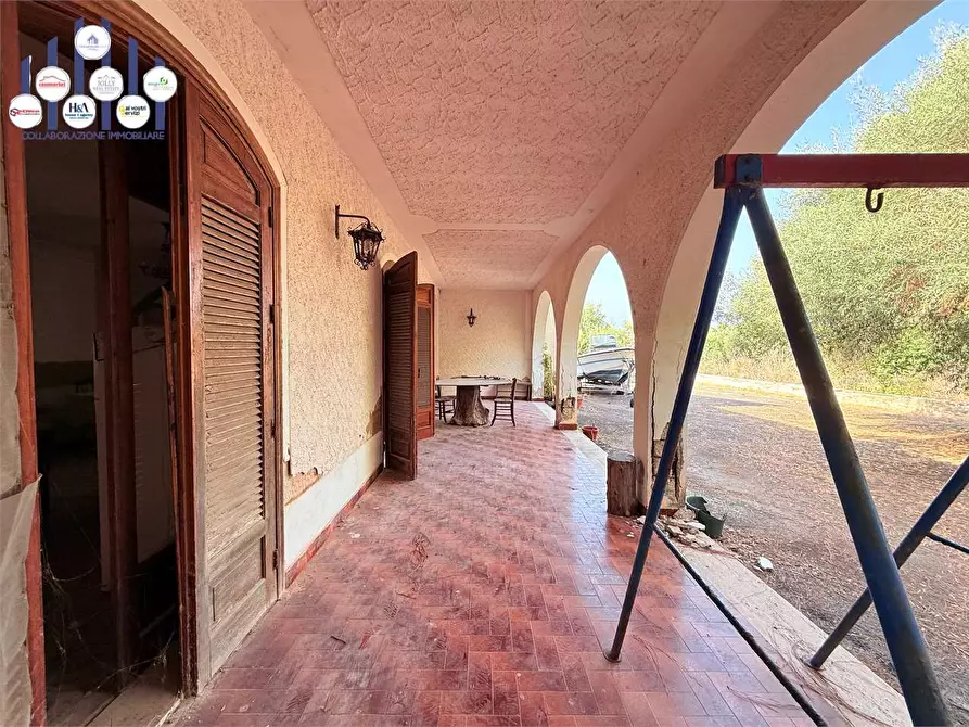 Immagine 6 di Villa in vendita  in Via Isola a Siracusa