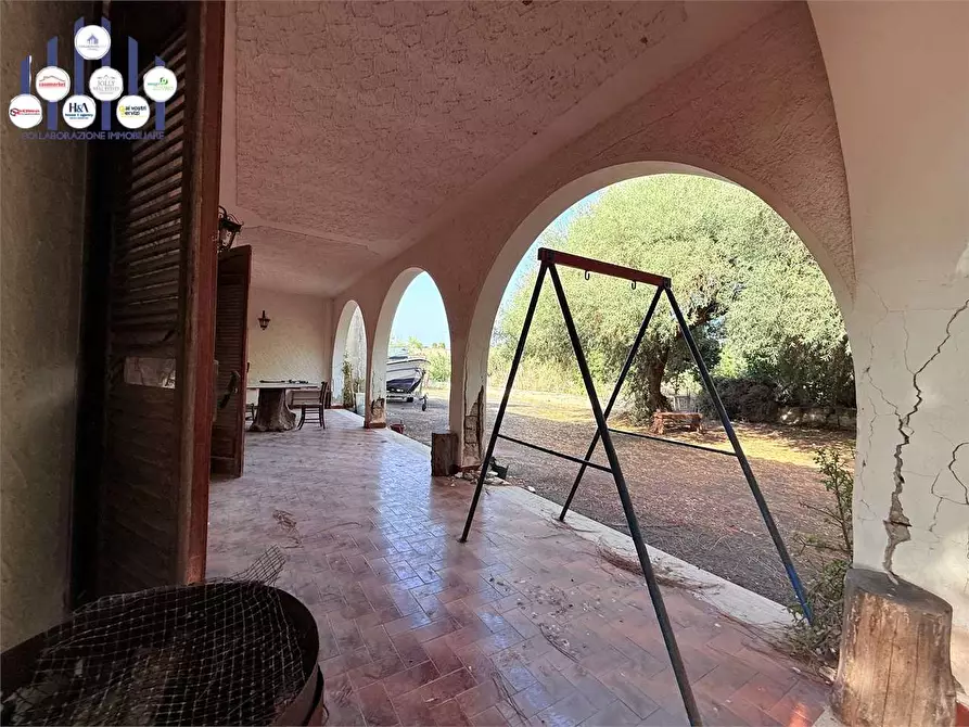 Immagine 25 di Villa in vendita  in Via Isola a Siracusa