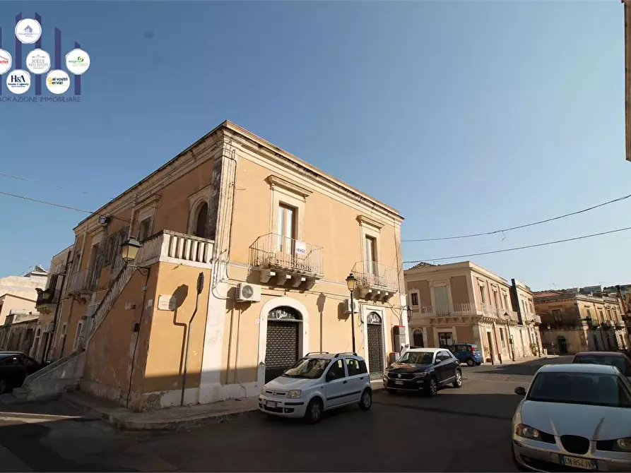 Immagine 7 di Negozio in vendita  in Via xx settembre a Canicattini Bagni