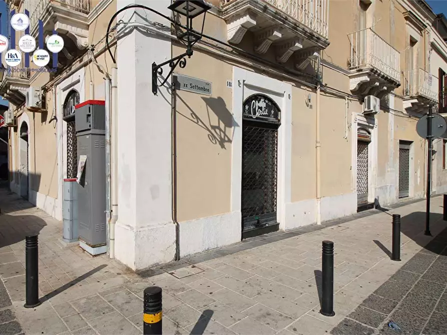 Immagine 9 di Negozio in vendita  in Via xx settembre a Canicattini Bagni