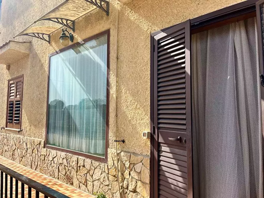 Immagine 4 di Casa bifamiliare in vendita  in Via Modica a Siracusa