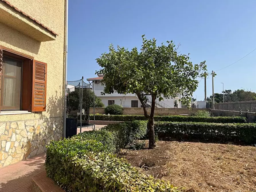 Immagine 43 di Casa bifamiliare in vendita  in Via Modica a Siracusa