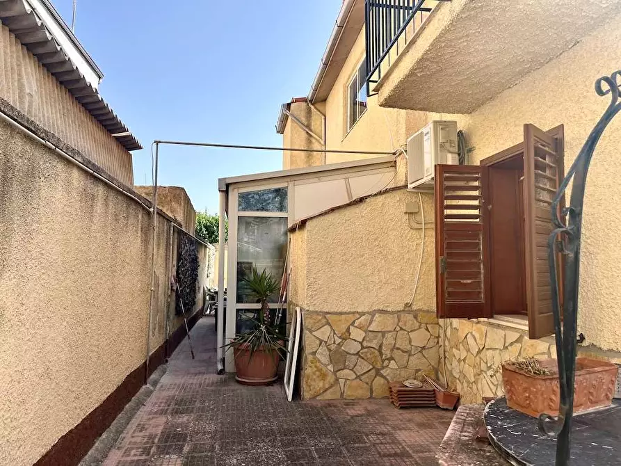 Immagine 45 di Casa bifamiliare in vendita  in Via Modica a Siracusa