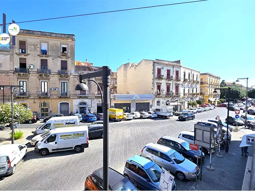 Immagine 1 di Quadrilocale in vendita  in C.SO UMBERTO a Siracusa