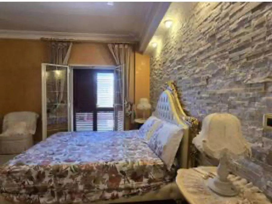 Immagine 11 di Quadrilocale in vendita  in PIZZUTA a Siracusa