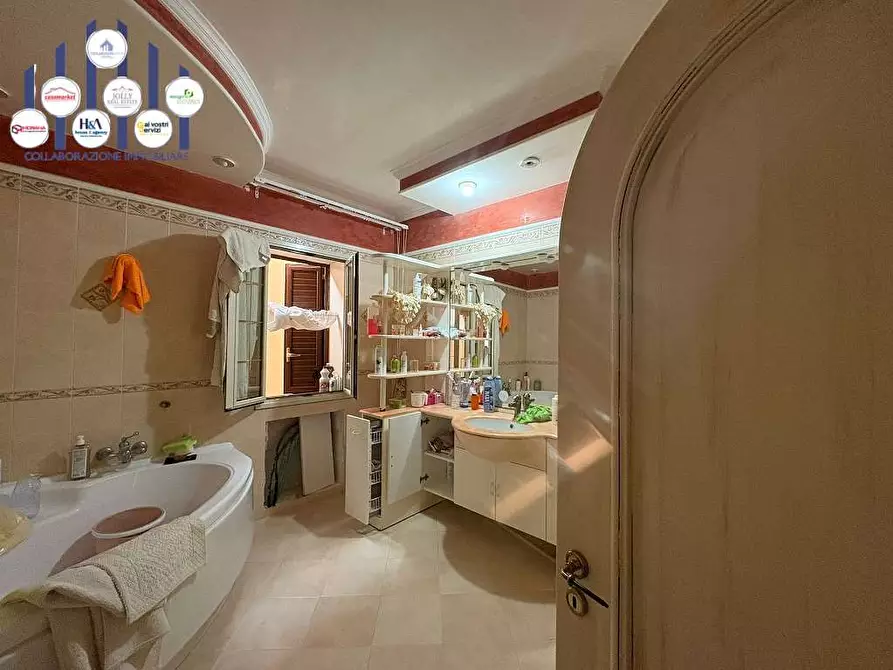 Immagine 10 di Quadrilocale in vendita  in PIZZUTA a Siracusa