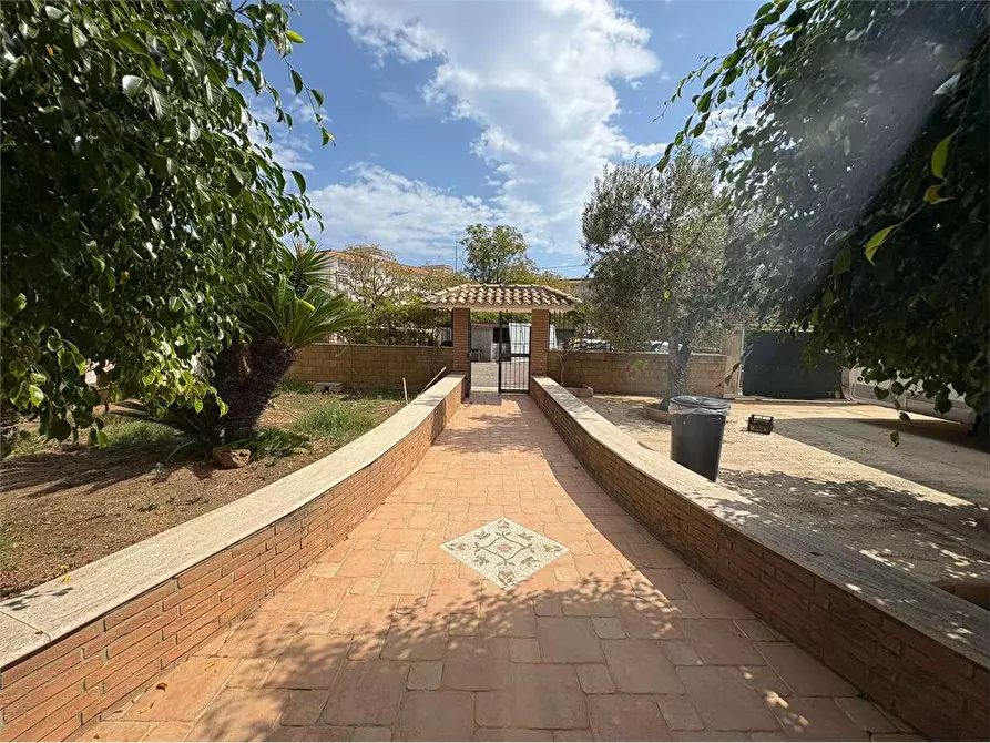 Immagine 1 di Quadrilocale in vendita  in PIZZUTA a Siracusa