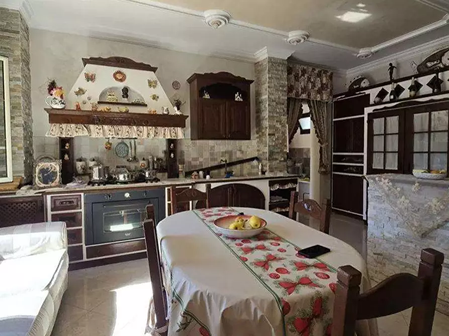 Immagine 15 di Quadrilocale in vendita  in PIZZUTA a Siracusa