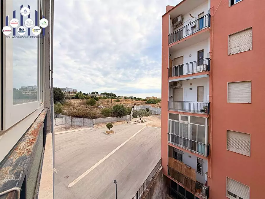 Immagine 24 di Appartamento in vendita  in Via Sebastiano Olivieri a Siracusa