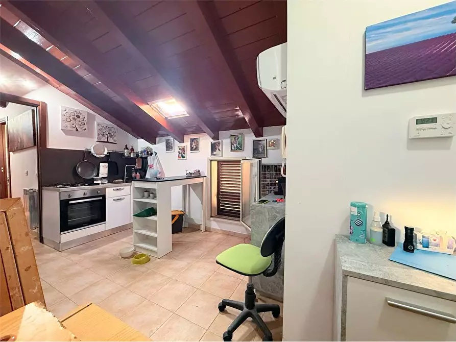 Immagine 10 di Mansarda in vendita  in Via Bordonaro a Floridia