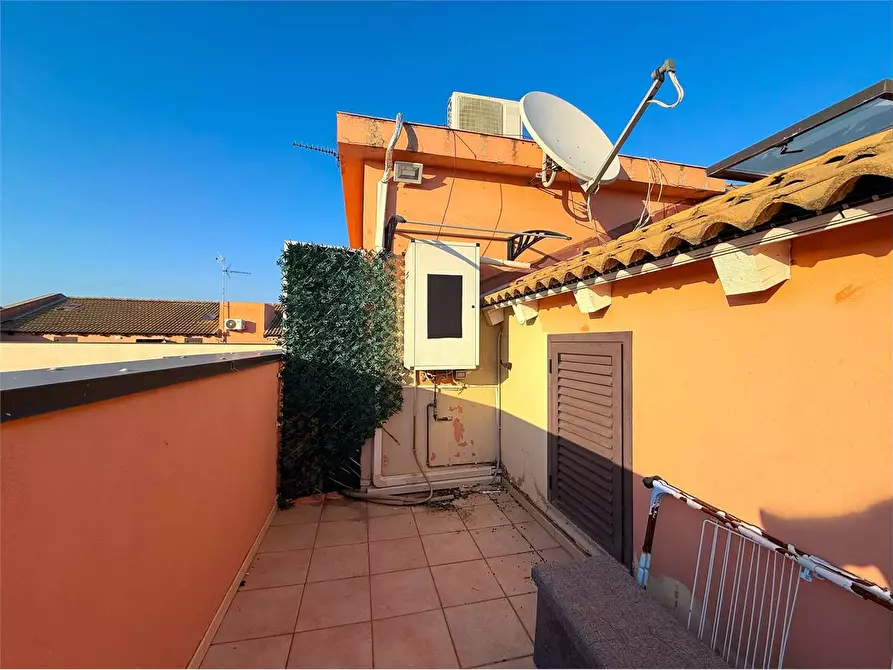 Immagine 11 di Mansarda in vendita  in Via Bordonaro a Floridia