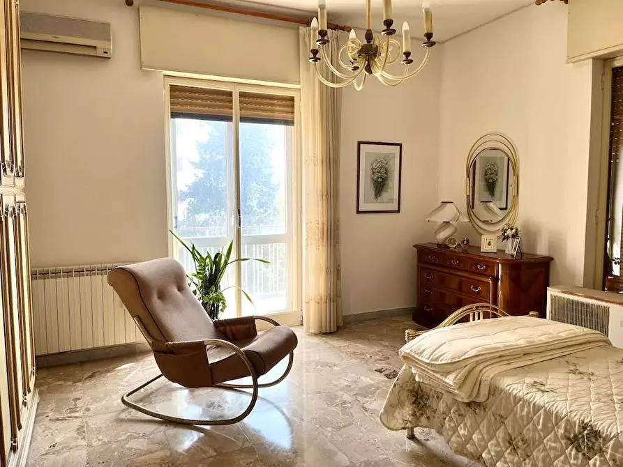 Immagine 1 di Appartamento in vendita  in Via Politi Laudien a Siracusa