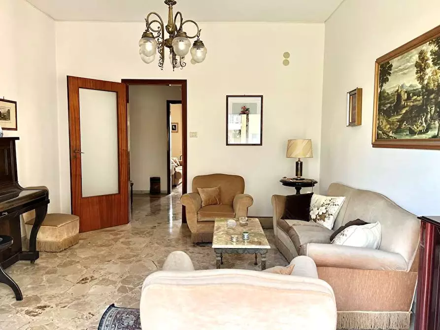 Immagine 8 di Appartamento in vendita  in Via Politi Laudien a Siracusa