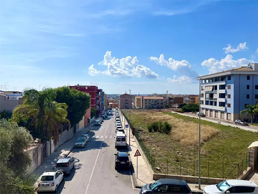 Immagine 38 di Appartamento in vendita  in Via Politi Laudien a Siracusa