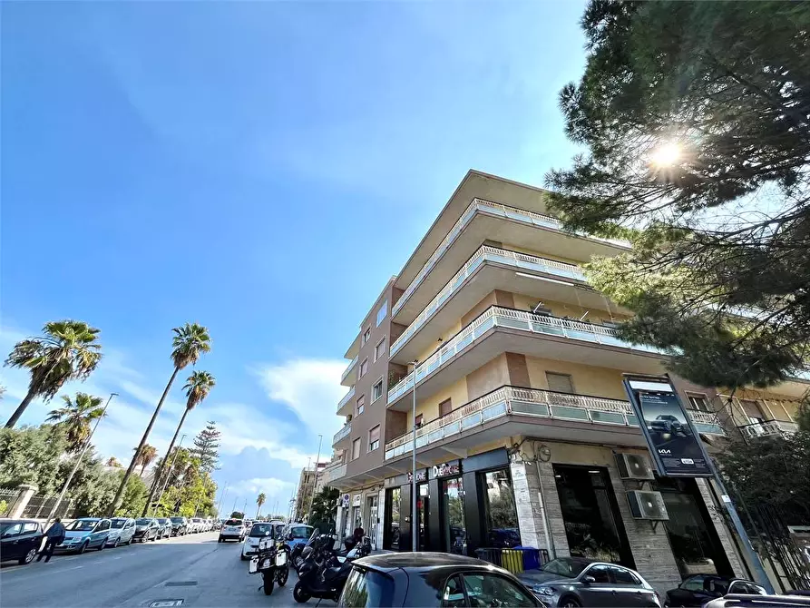 Immagine 39 di Appartamento in vendita  in Via Politi Laudien a Siracusa