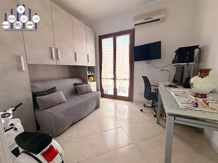 Immagine 2 di Appartamento in vendita  in Via Cassaro a Siracusa