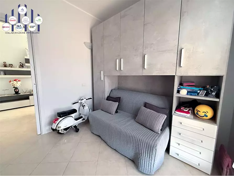 Immagine 3 di Appartamento in vendita  in Via Cassaro a Siracusa