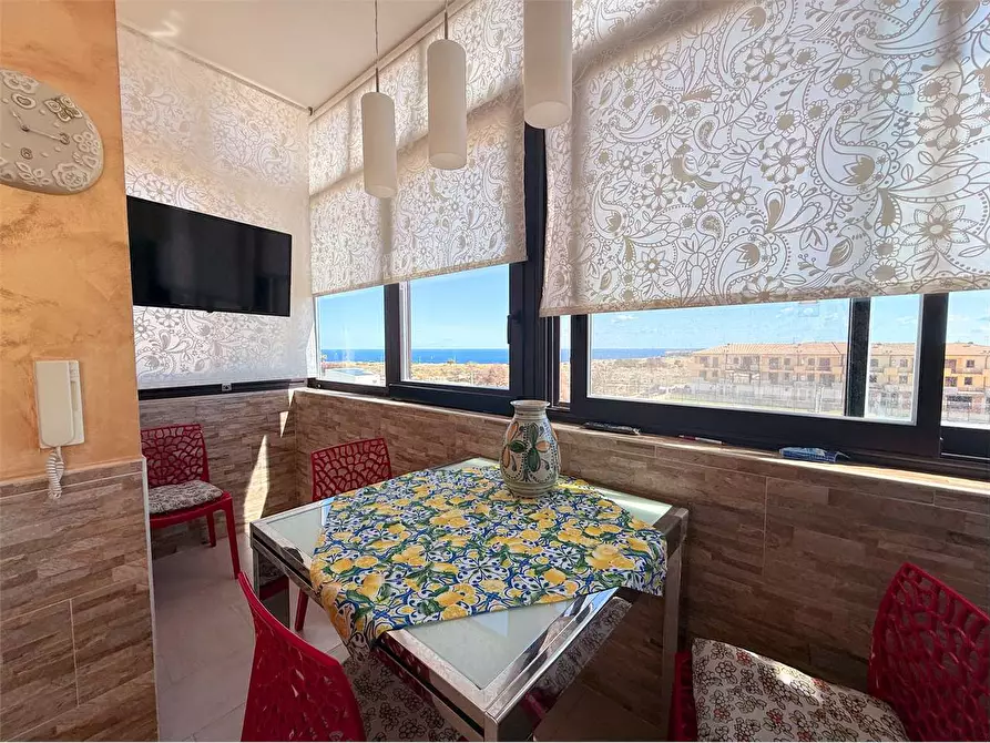 Immagine 26 di Appartamento in vendita  in Via Cassaro a Siracusa