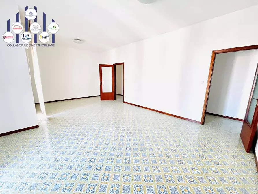 Immagine 5 di Appartamento in vendita  in Viale Santa Panagia a Siracusa