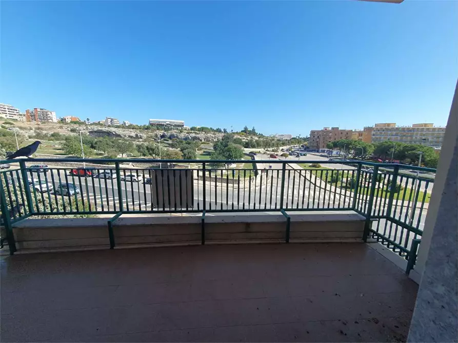 Immagine 6 di Appartamento in vendita  in Piazzale Medaglia D'Oro Carmelo Ganci a Siracusa