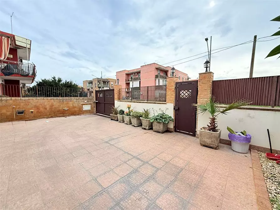 Immagine 4 di Villa in vendita  in Viale Epipoli a Siracusa