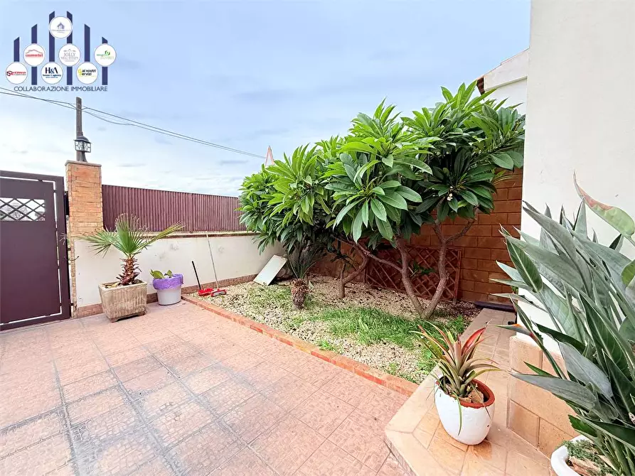 Immagine 5 di Villa in vendita  in Viale Epipoli a Siracusa