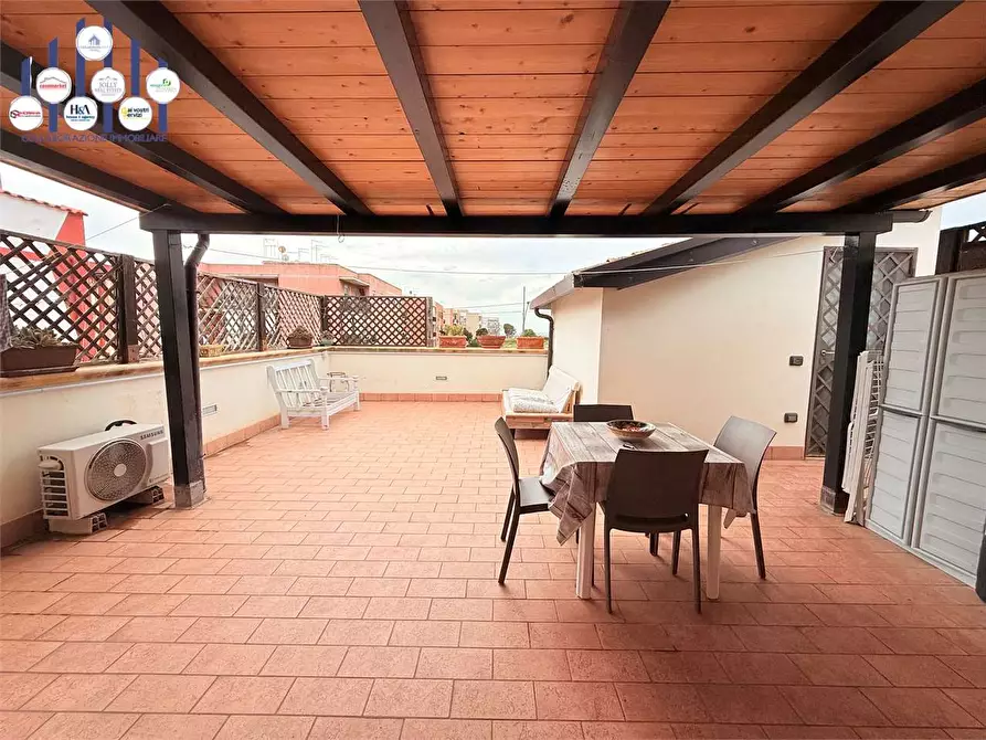 Immagine 8 di Villa in vendita  in Viale Epipoli a Siracusa