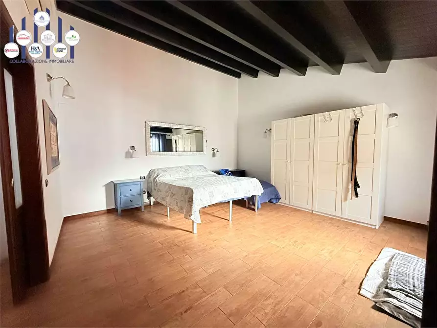 Immagine 17 di Villa in vendita  in Viale Epipoli a Siracusa