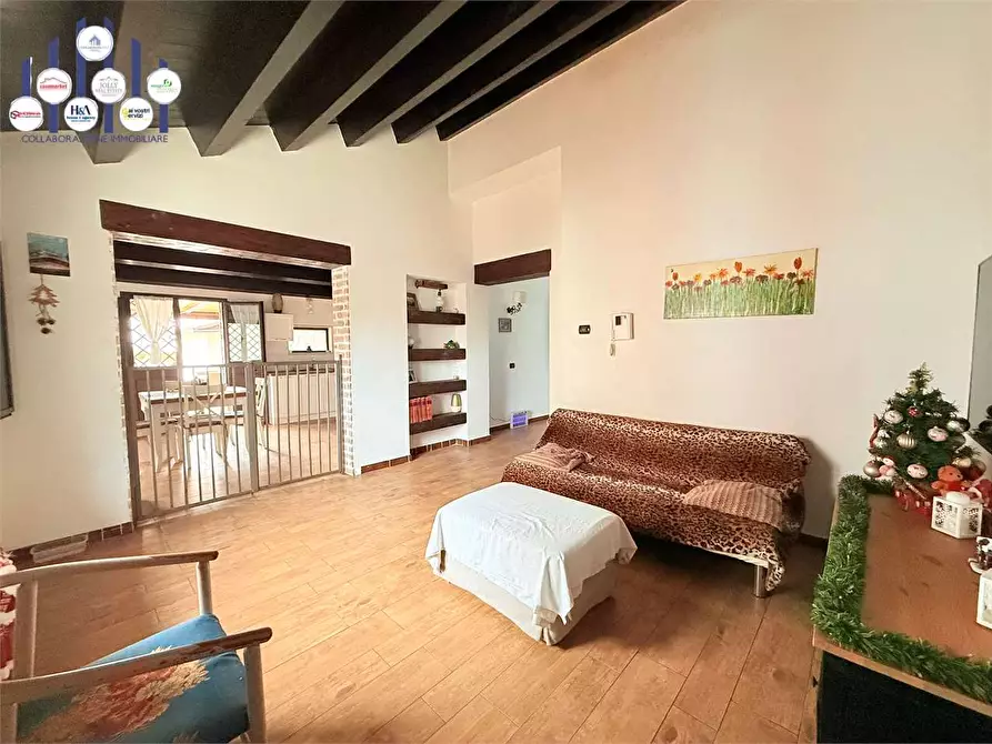 Immagine 18 di Villa in vendita  in Viale Epipoli a Siracusa