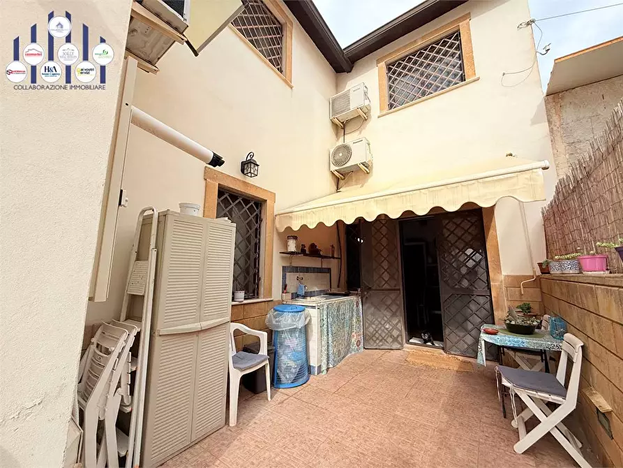 Immagine 27 di Villa in vendita  in Viale Epipoli a Siracusa