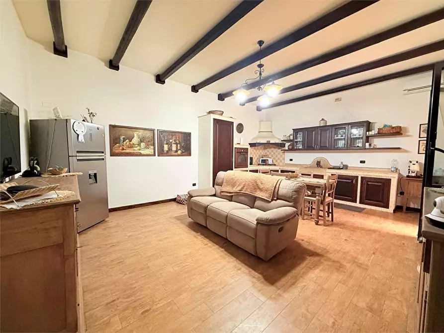 Immagine 34 di Villa in vendita  in Viale Epipoli a Siracusa