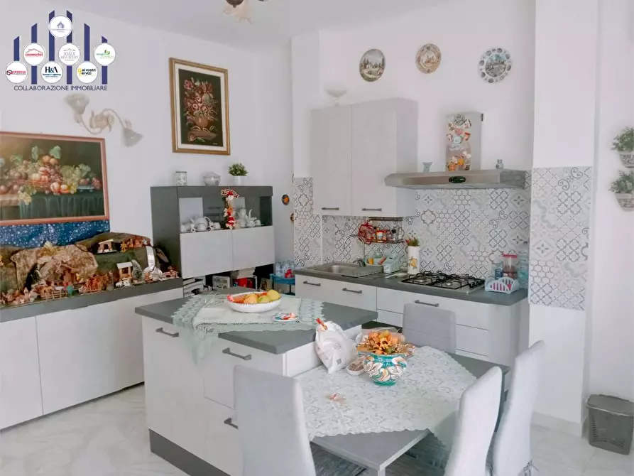 Immagine 2 di Appartamento in vendita  a Siracusa