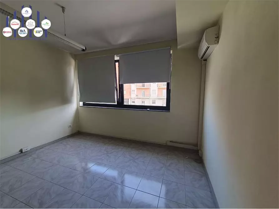 Immagine 5 di Ufficio in affitto  in Viale Teracati 39 a Siracusa