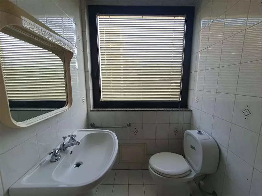 Immagine 4 di Ufficio in affitto  in Viale Teracati 39 a Siracusa