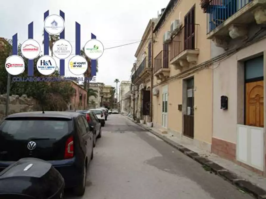 Immagine 7 di Appartamento in vendita  in VIA EVENETO a Siracusa
