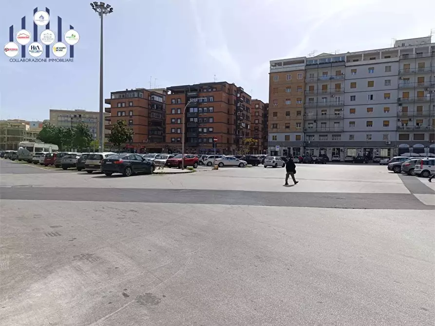 Immagine 5 di Negozio in affitto  a Siracusa