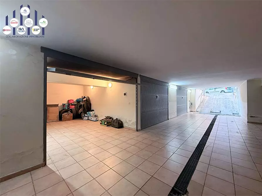 Immagine 8 di Garage in vendita  in VIA BORDONARO a Floridia