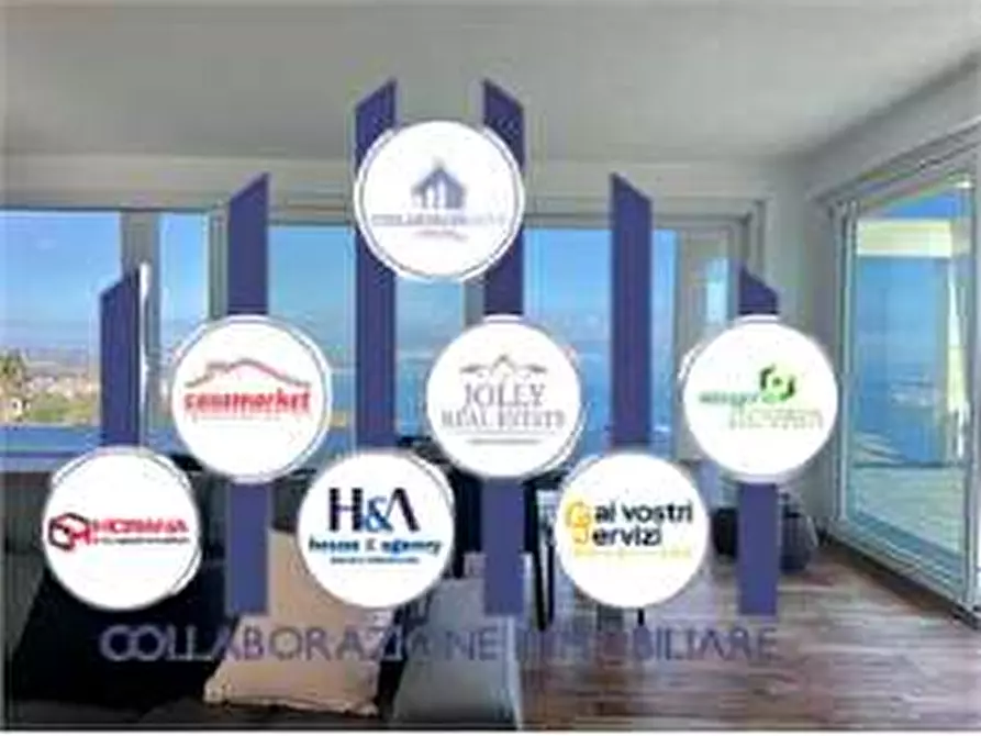 Immagine 1 di Villa in vendita  in Contrada Balatelle a Augusta